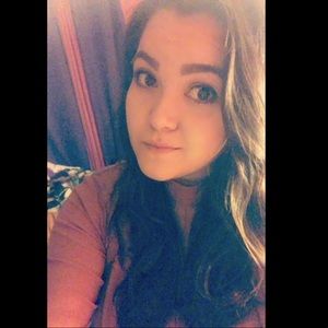 Meet your Posher, Lilibeth